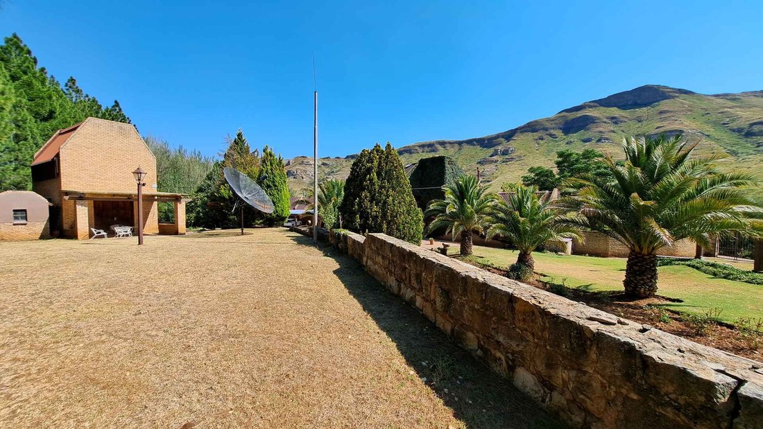 Farm Ranch in Clarens, Free State, South Africa 4 - 13950405