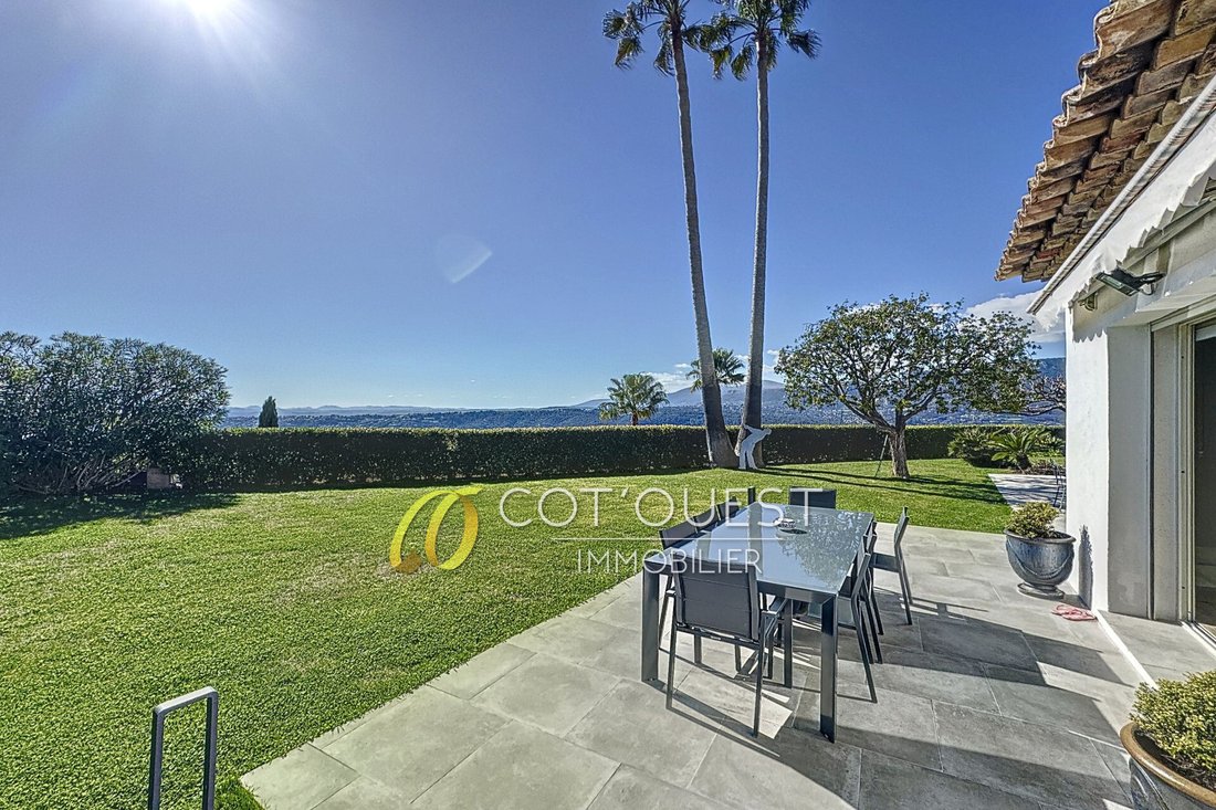 Villa in Nice, Provence-Alpes-Côte d'Azur, France 3 - 12702844