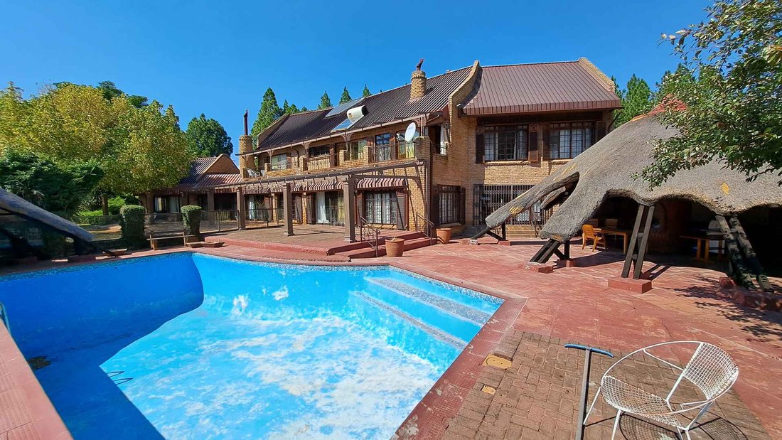 Farm Ranch in Clarens, Free State, South Africa 2 - 13950405