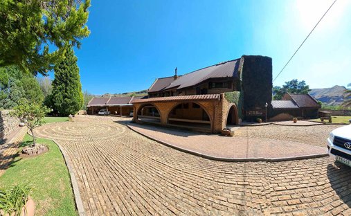 Farm Ranch in Clarens, Free State, South Africa 1