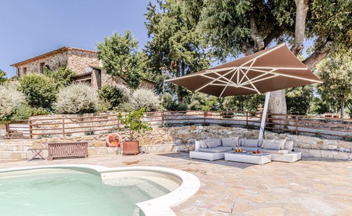 Villa à Montecatini Val di Cecina, Toscane, Italie 1