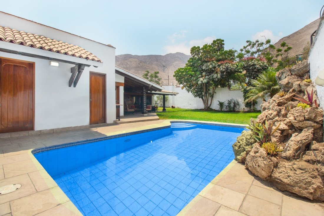 Charming In San Juan De Miraflores, Metropolitan Municipality Of Lima