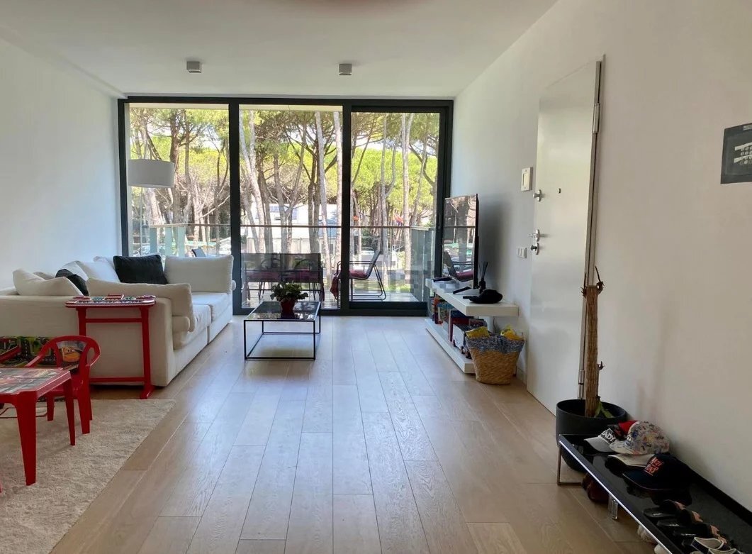 Jesolo Seaside Apartment In Jesolo, Italy For Sale (13958140)