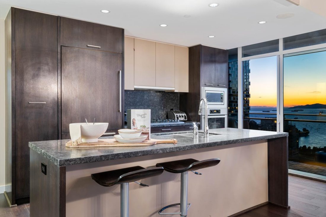 Condo in Vancouver, British Columbia, Canada 5 - 13960792
