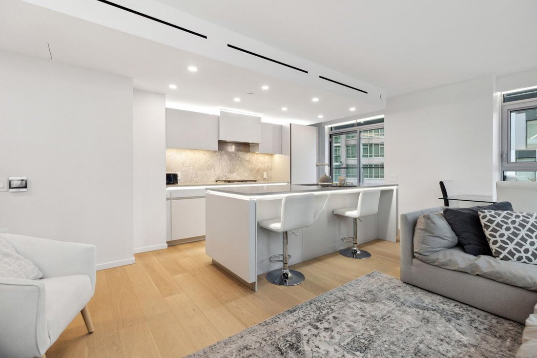House in Vancouver, British Columbia, Canada 4 - 13960350