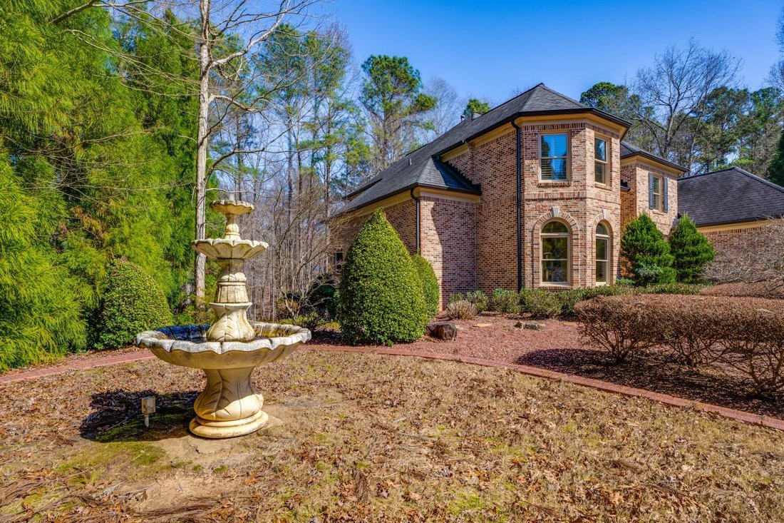 House in Canton, Georgia, United States 2 - 13961753