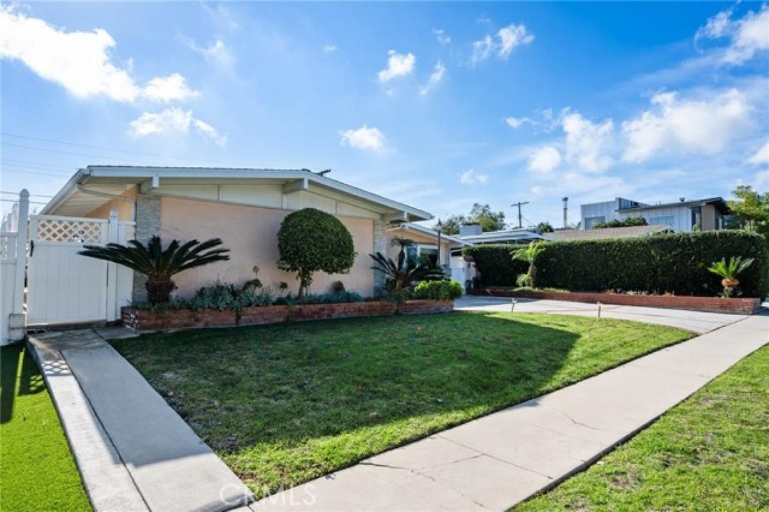 House in Los Angeles, California, United States 3 - 13960908