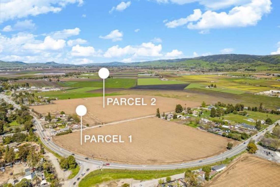 House in Gilroy, California, United States 1 - 13961680