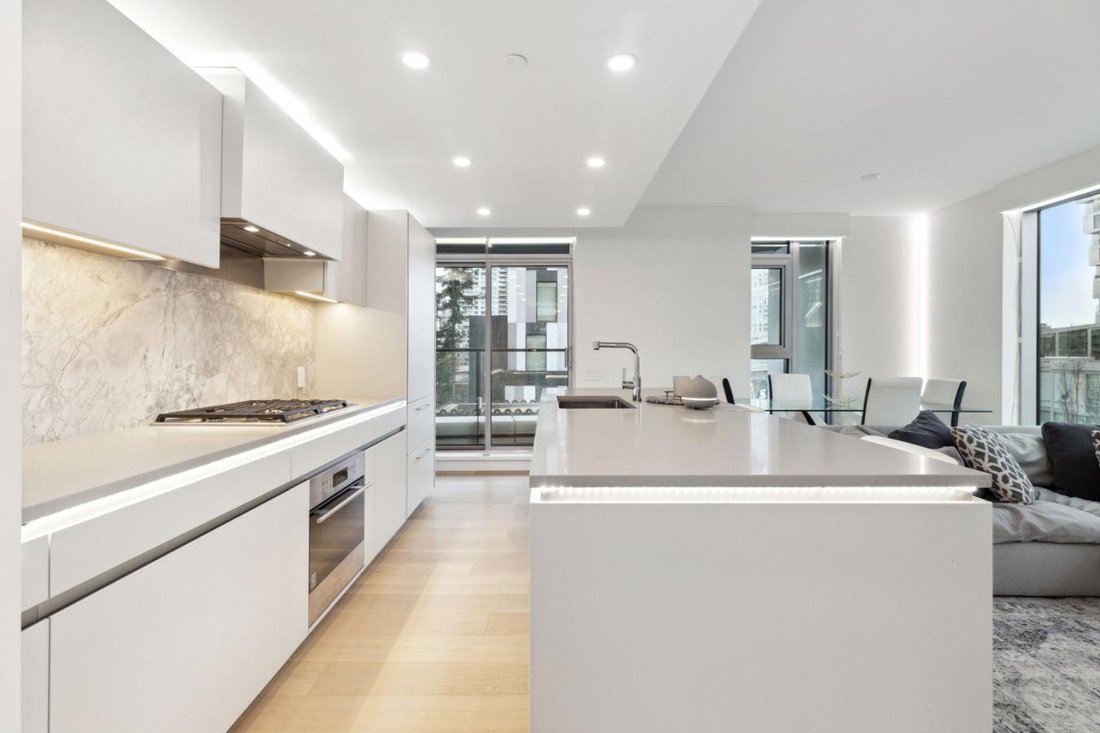 House in Vancouver, British Columbia, Canada 1 - 13960350