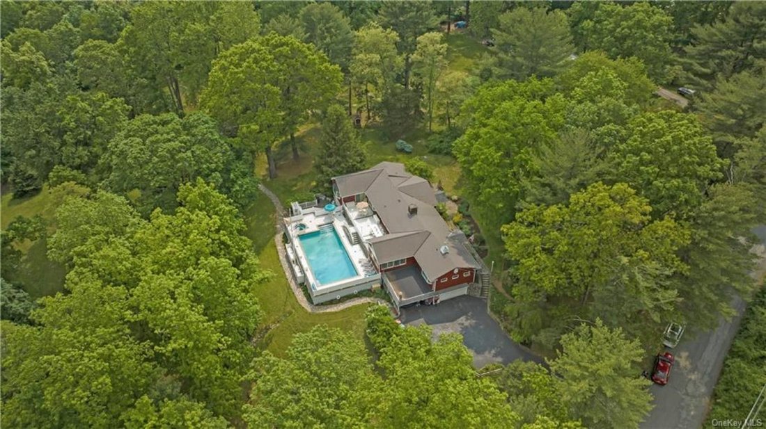 House in Pound Ridge, New York, United States 2 - 13961390