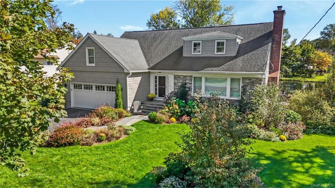 House in White Plains, New York, United States 3 - 13961419