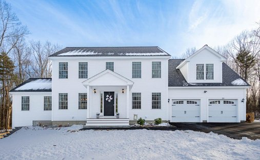House in Danville, New Hampshire, United States 1