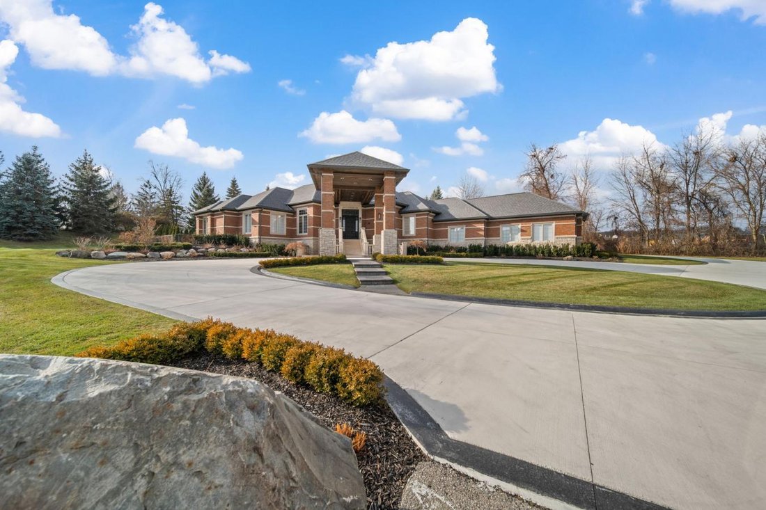 House in Washington Township, Michigan, United States 3 - 13960448
