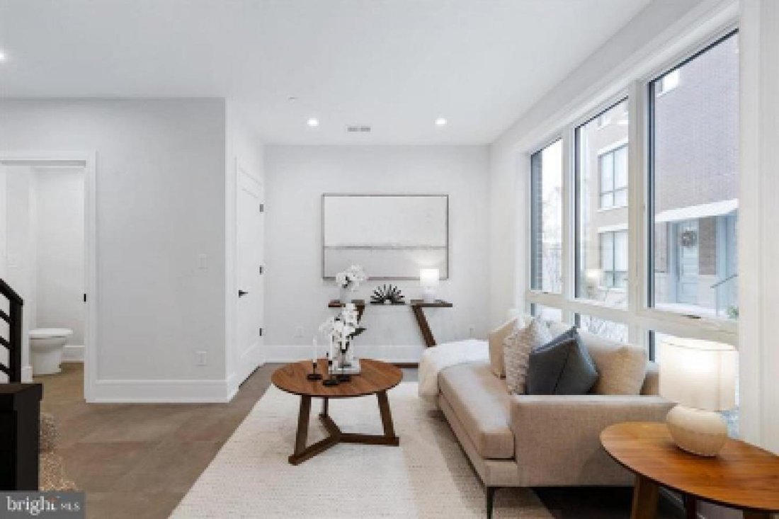 Townhouse in Philadelphia, Pennsylvania, United States 2 - 13961254