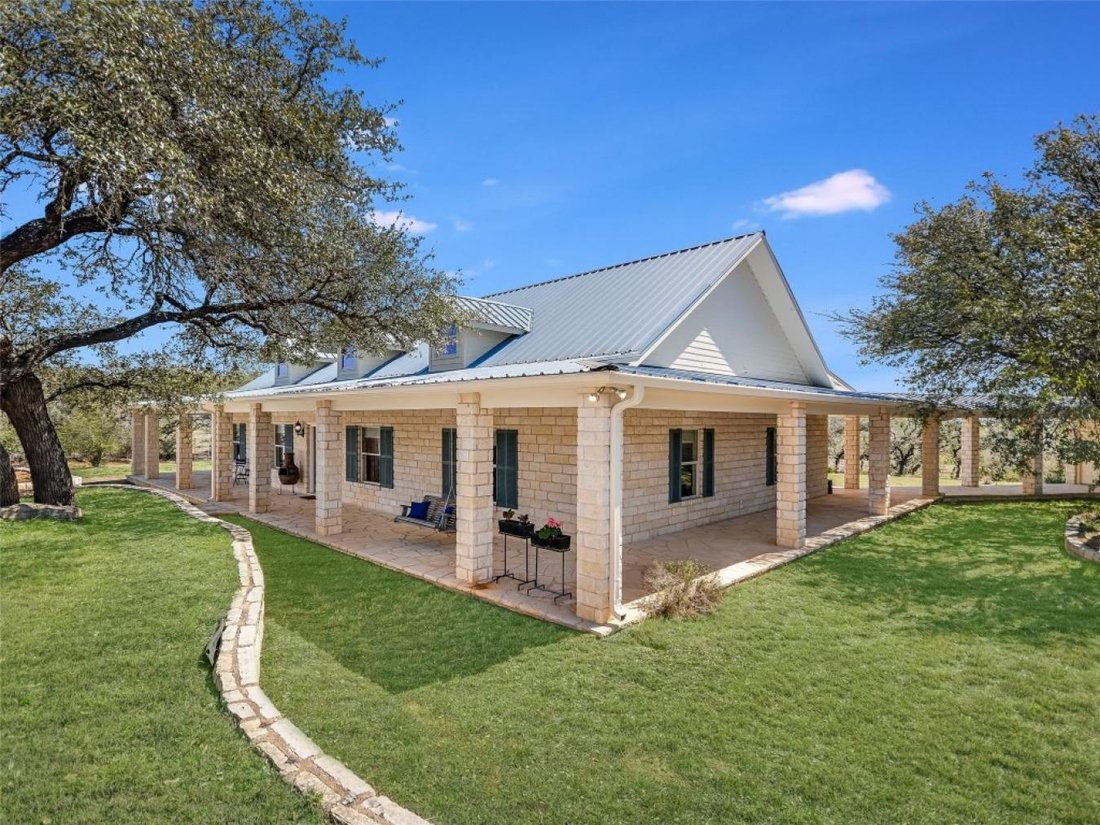 House in Spicewood, Texas, United States 1 - 13961739