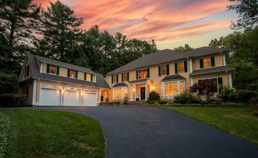 House in Weston, Massachusetts, United States 1