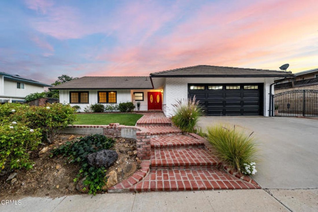 House in Thousand Oaks, California, United States 1 - 13961180