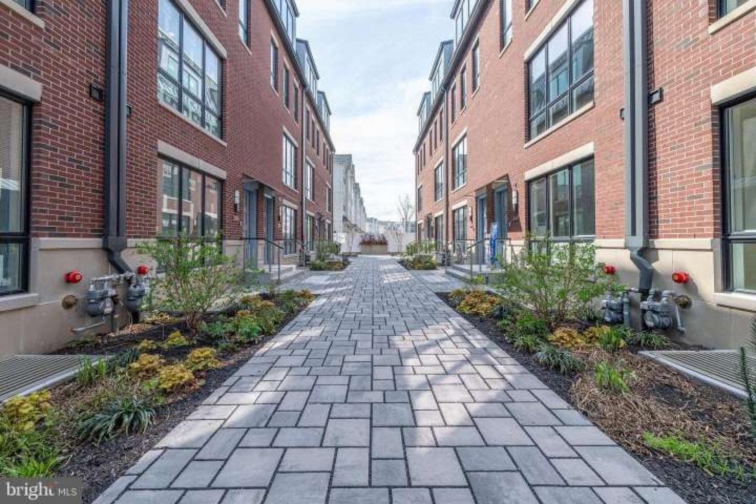 Townhouse in Philadelphia, Pennsylvania, United States 2 - 13961289