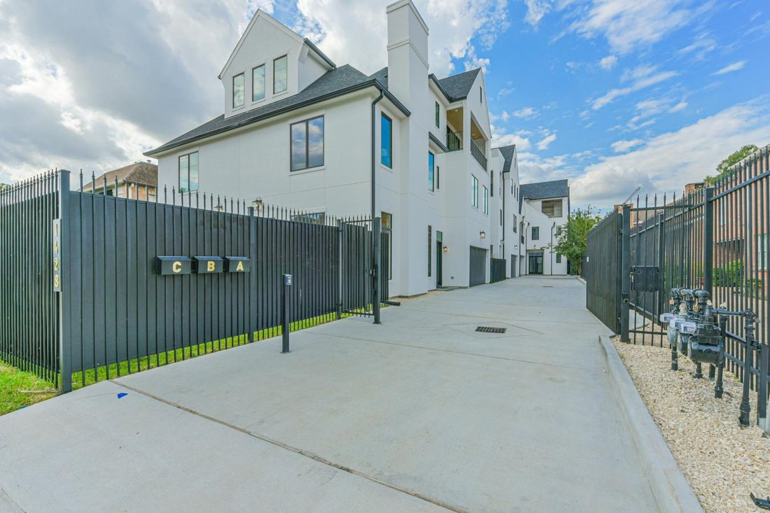 House in Houston, Texas, United States 2 - 13961248