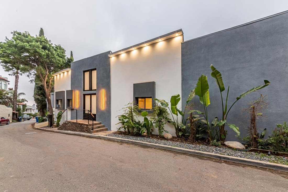 House in Los Angeles, California, United States 1 - 13961176