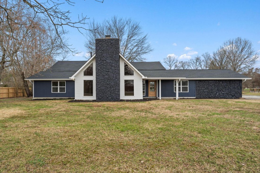 House in Summer City, Tennessee, United States 1 - 13961077