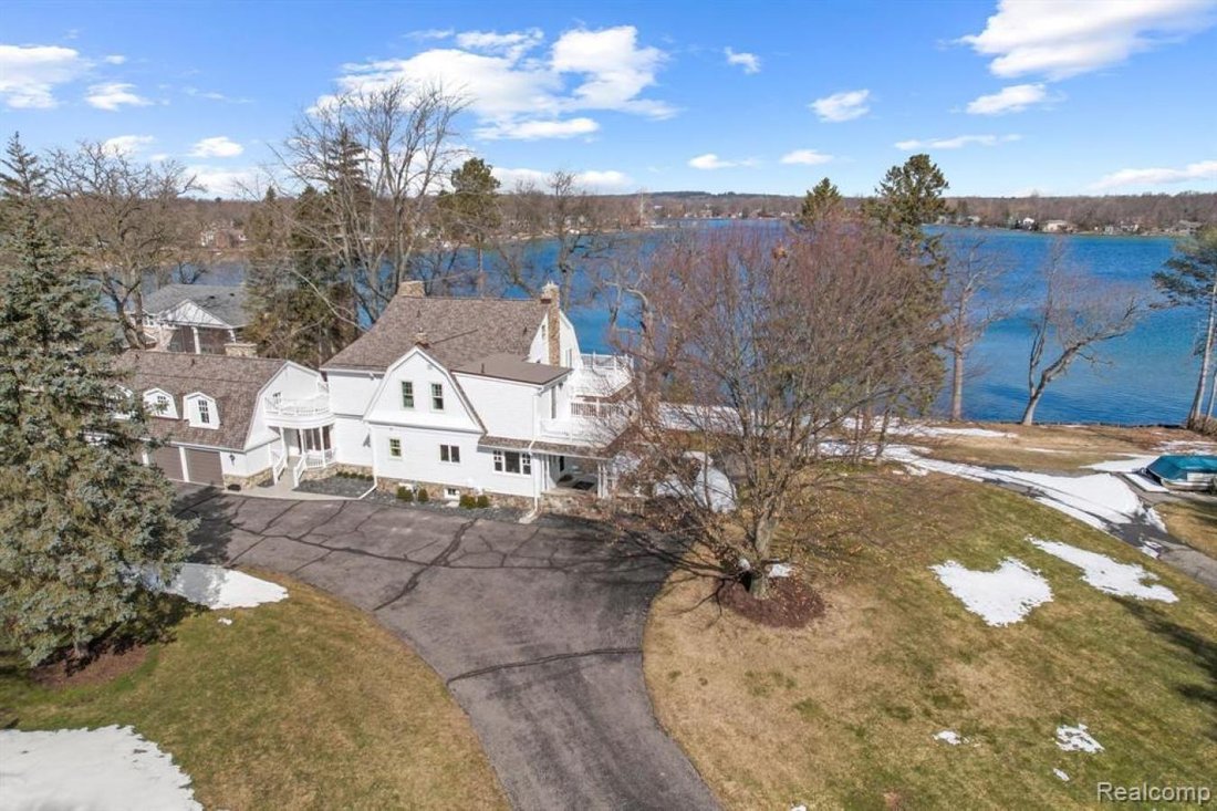 House in Orchard Lake Village, Michigan, United States 2 - 13960510