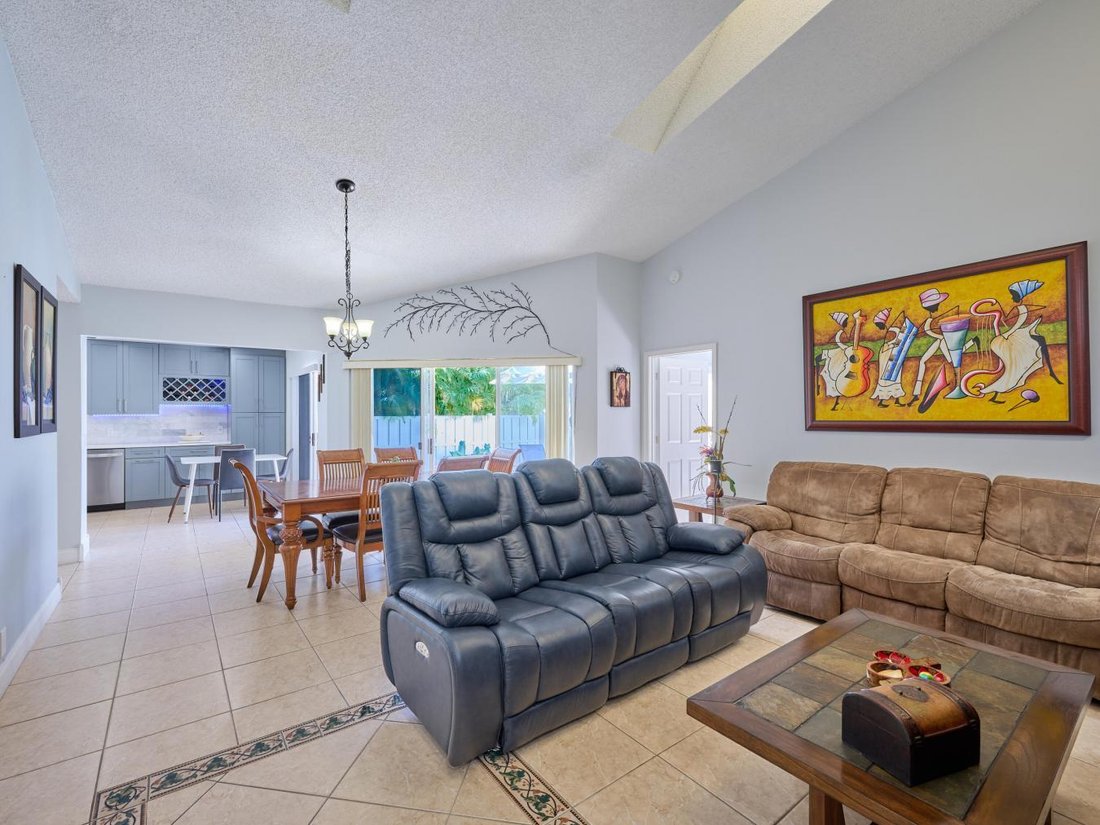 House in Boca Raton, Florida, United States 5 - 13960797
