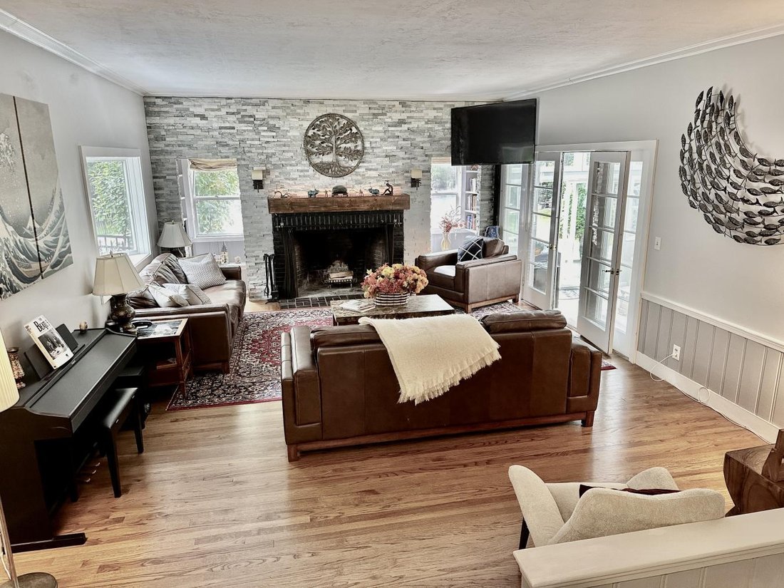 House in Weston, Massachusetts, United States 2 - 13961562