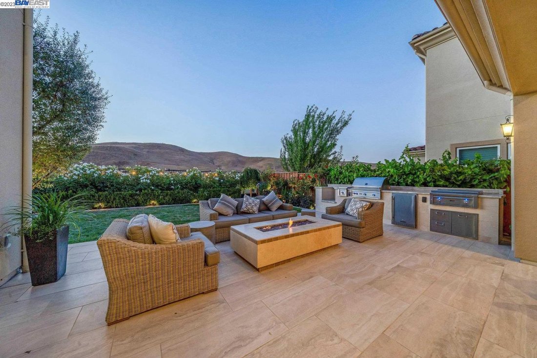House in Dublin, California, United States 5 - 13961584