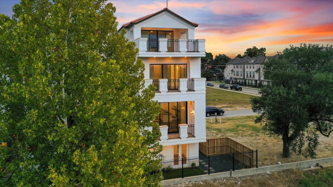 House in Houston, Texas, United States 2 - 13960841