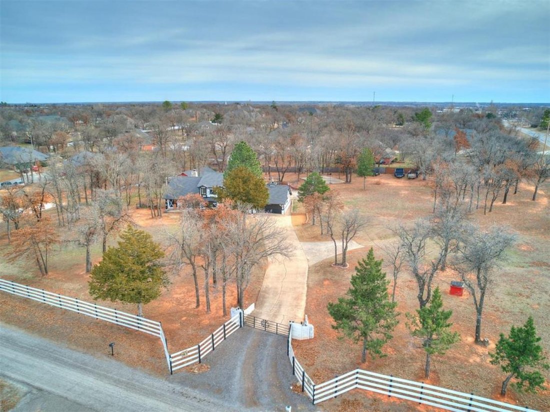 House in Blanchard, Oklahoma, United States 3 - 13960752