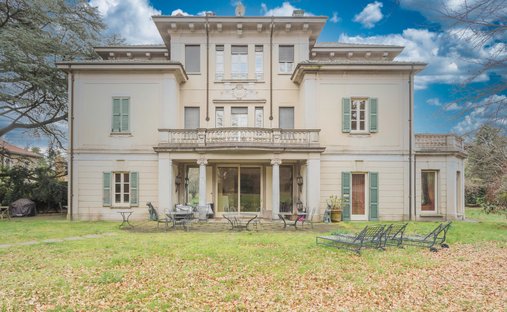 Anwesen in Velate - Sant'Ambrogio, Varese, Lombardei 1
