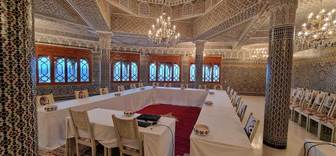 The Sultan’s Dream: A Tangier Palace of Whispering Stuc and Golden Light
