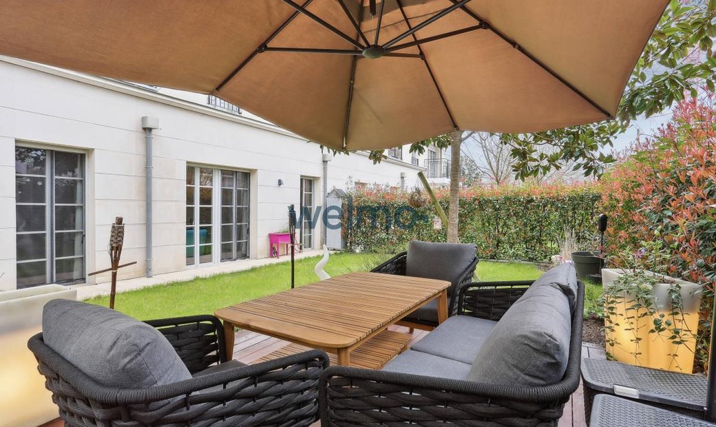 Appartement 3 Pièces 80 M² Dans Le Plessis Robinson, île De France