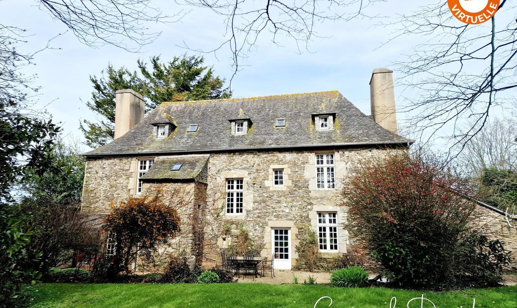 Magnifique Manoir Du Xviième Siecle Sur Un Très In Carantec, Brittany