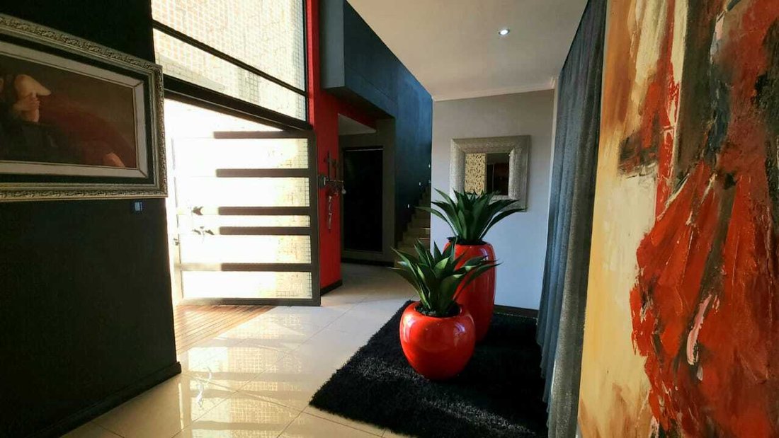 House in Vanderbijlpark, Gauteng, South Africa 5 - 13972682