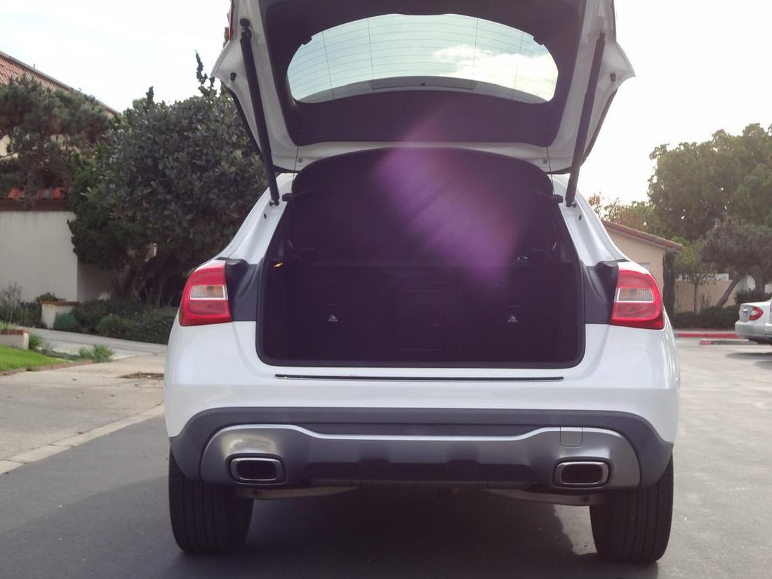 Suv in Irvine, CA, United States 5 - 13971858