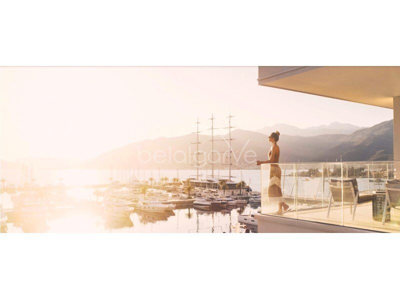 Apartment in Tivat, Tivat Municipality, Montenegro 1 - 13955866