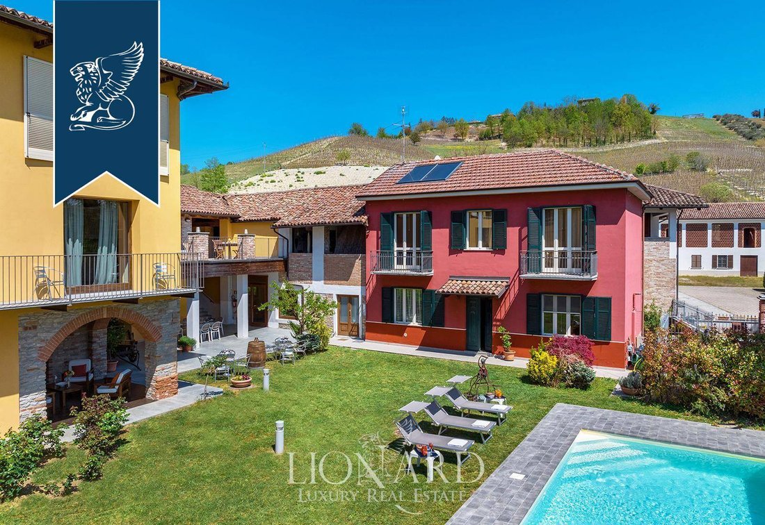 Villa in Canelli, Piedmont, Italy 4 - 13964047