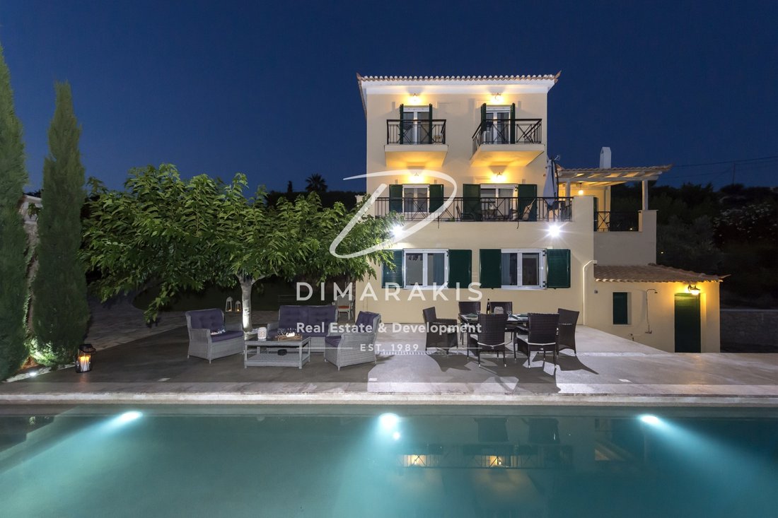 Villa in Koinotita Kranidiou, Kranidi, Greece 3 - 13972344