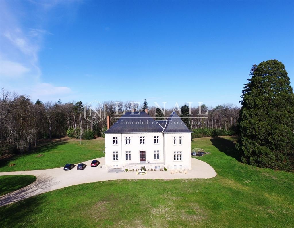 Whispers of Poitou: A Restored 19th-Century Château’s Timeless Grace