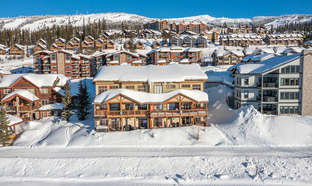 The Epitome Of Mountain Living In Beaverdell, British Columbia, Canada ...