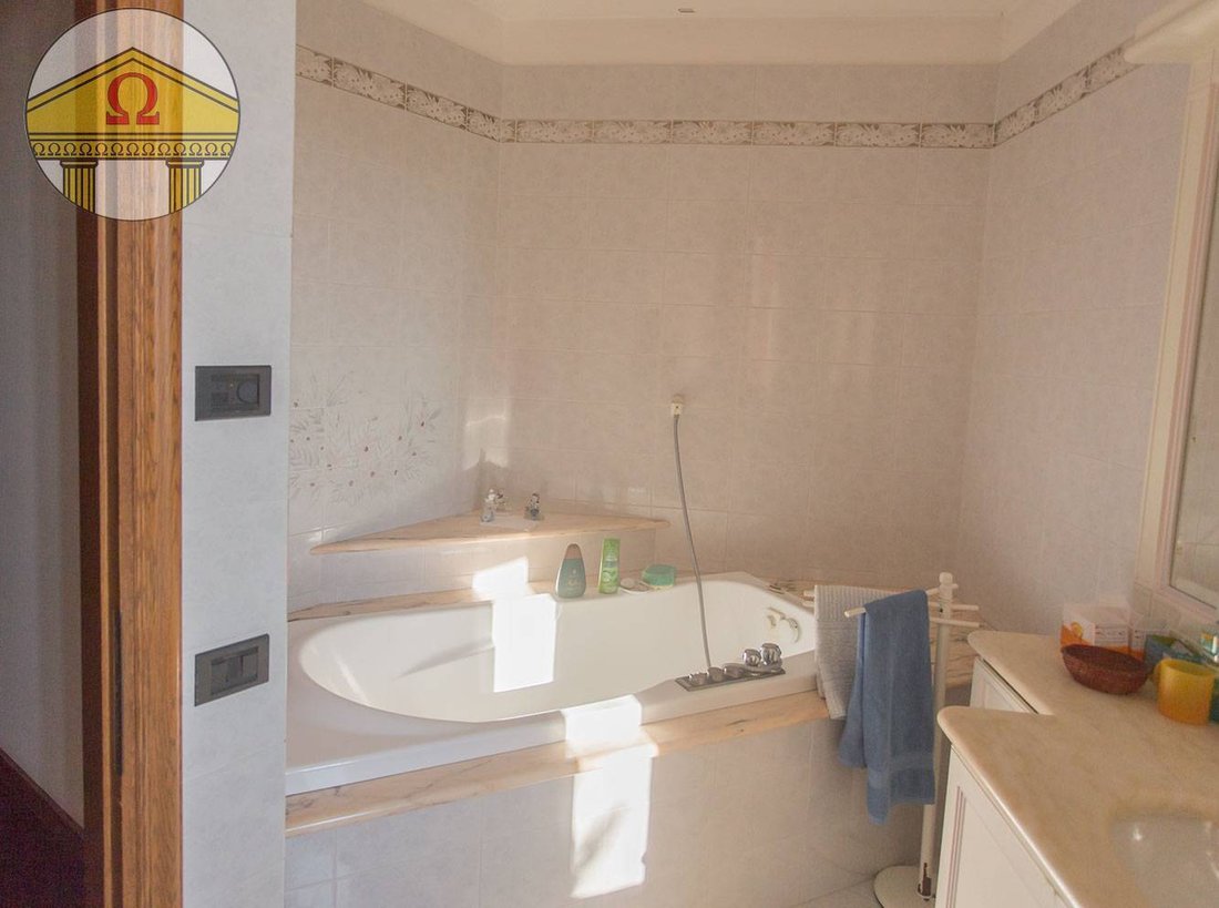 Villa in Ponzano, Veneto, Italy 2 - 12393807