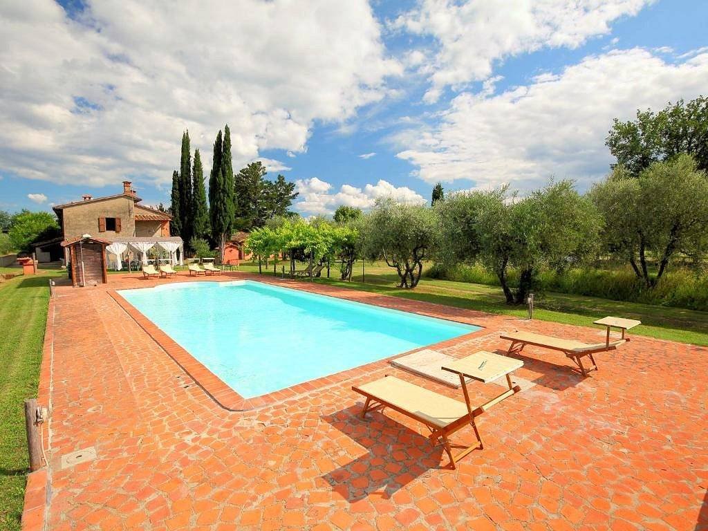 Country House in Terranuova Bracciolini, Tuscany, Italy 1 - 13962236