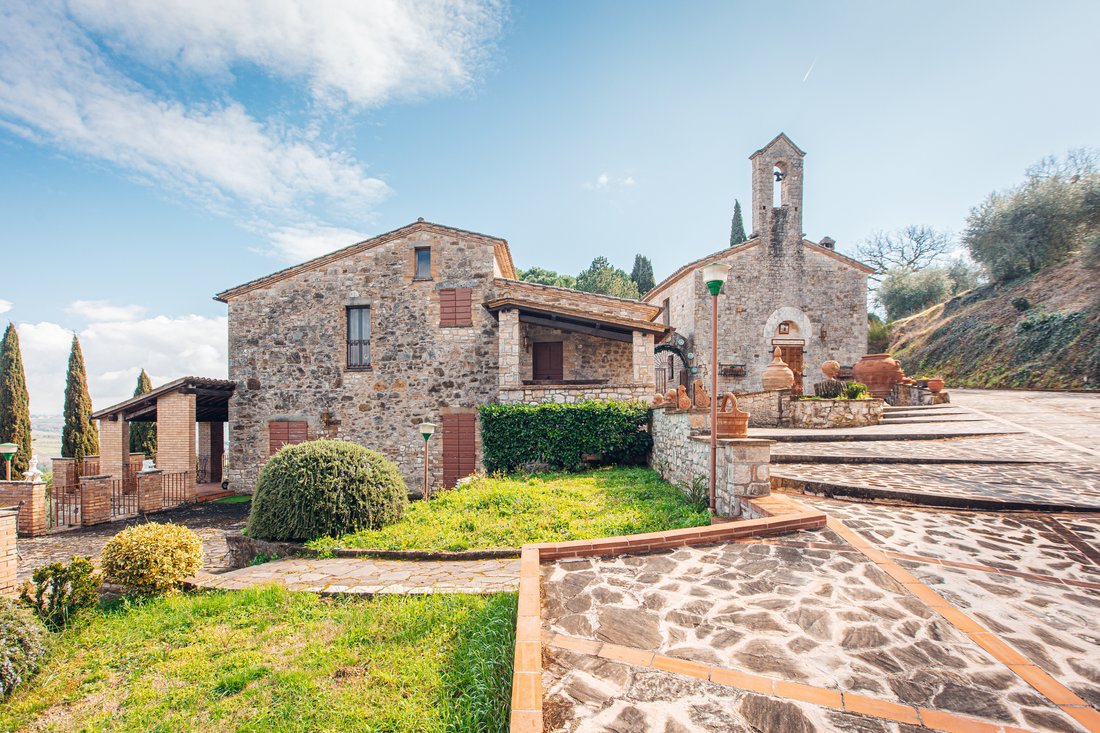 Villa in Todi, Umbria, Italy 2 - 13974618