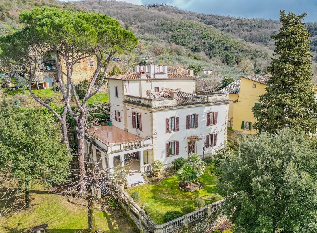 Villa in Center, Arezzo, Tuscany 1 - 13977856