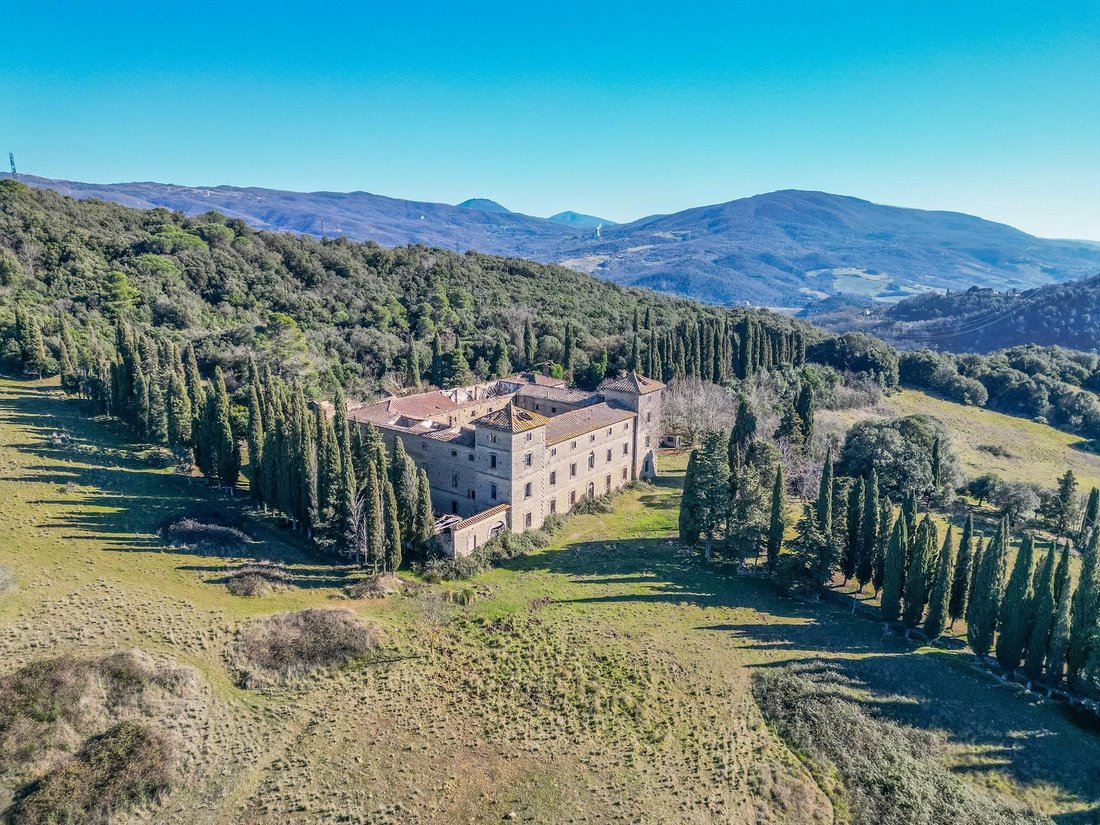 Villa in Pomarance, Tuscany, Italy 2 - 13975064