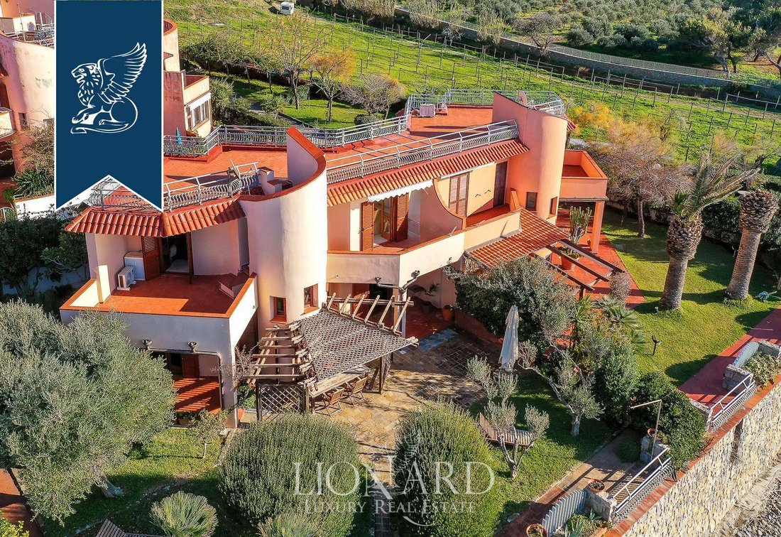 Villa in Pollica, Campania, Italy 2 - 13976025