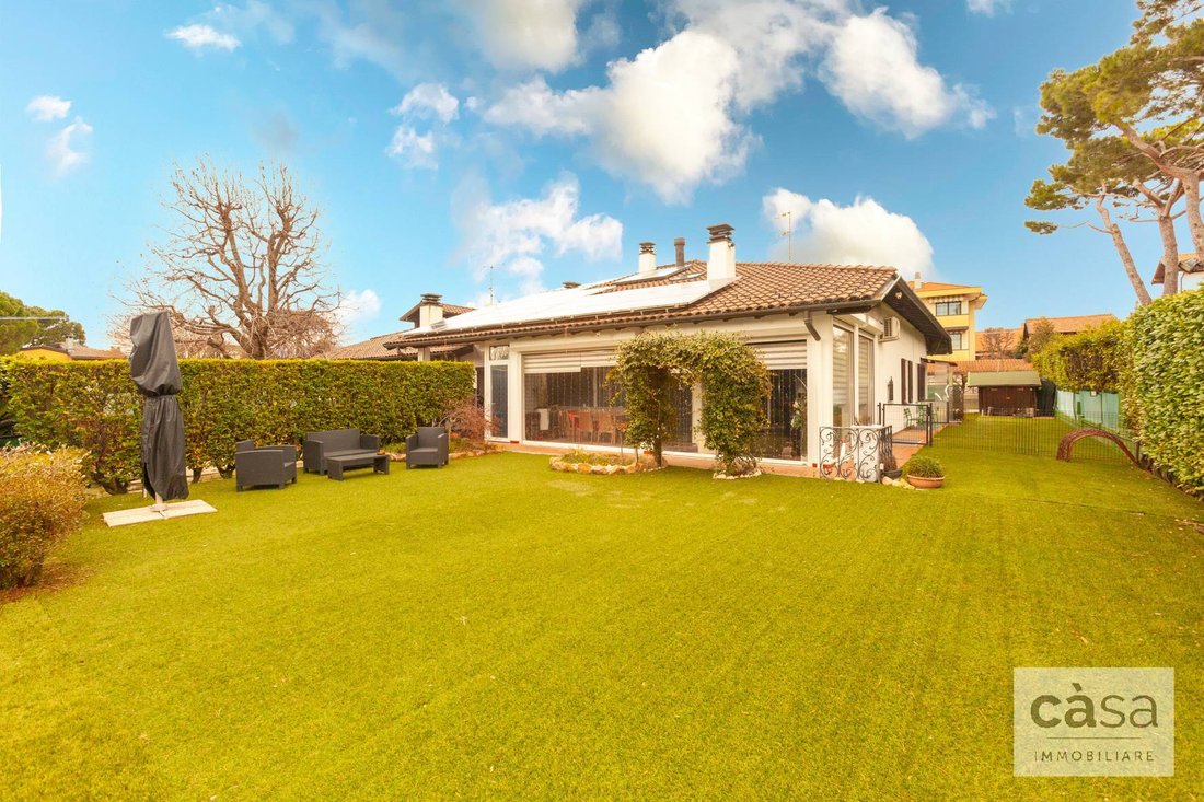 Villa in San Carlo - Giubiano, Varese, Lombardy 2 - 13976939