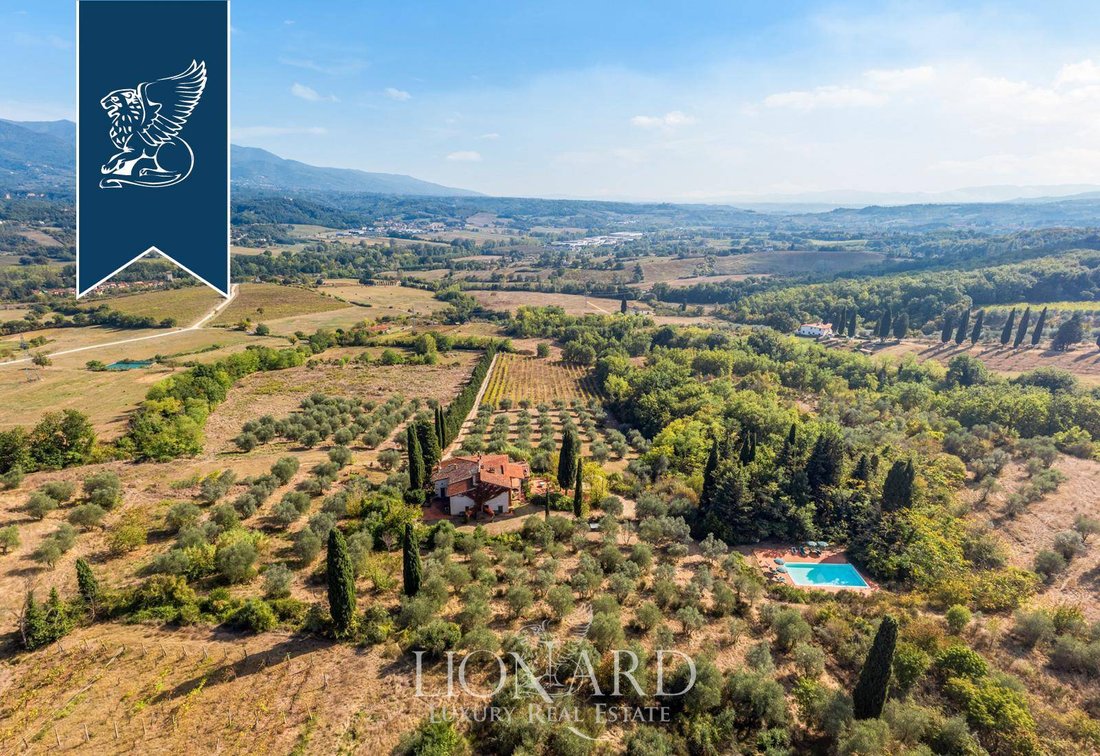 Villa in Rignano sull'Arno, Tuscany, Italy 1 - 13976493